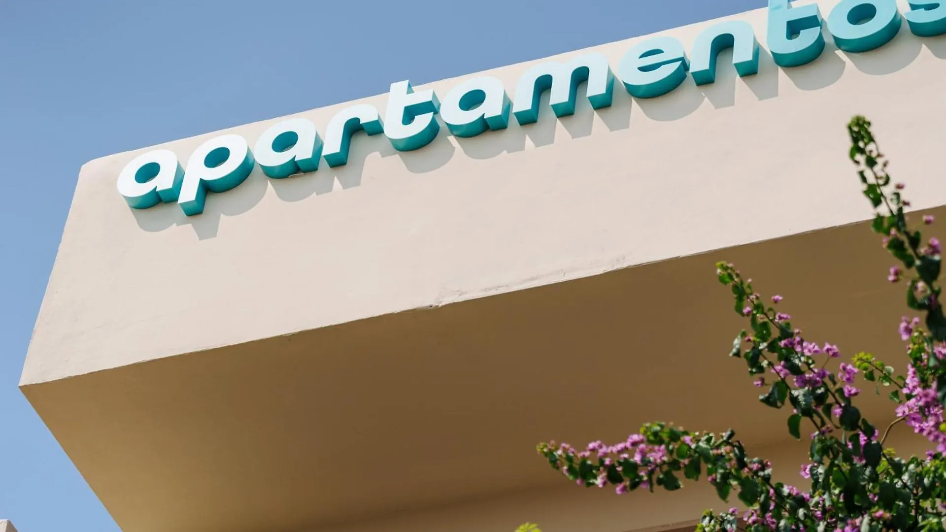 Apartamentos Estanques Colonia de Sant Jordi 0*,