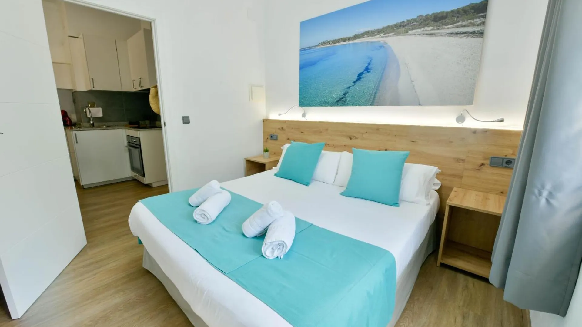 Apartamentos Estanques Colonia de Sant Jordi Spain